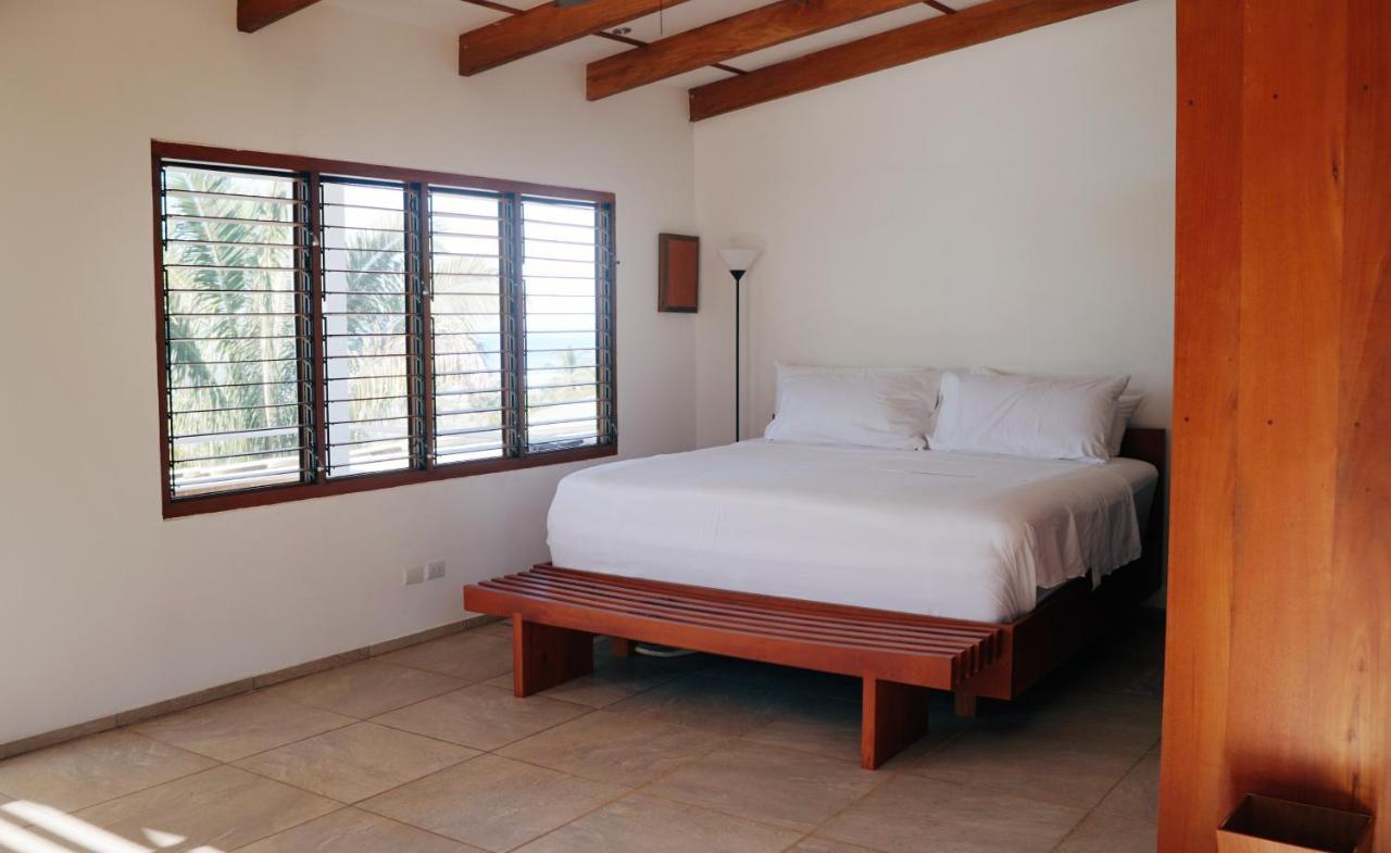 Salvatierra Beachfront Hotel Puerto Coyote المظهر الخارجي الصورة